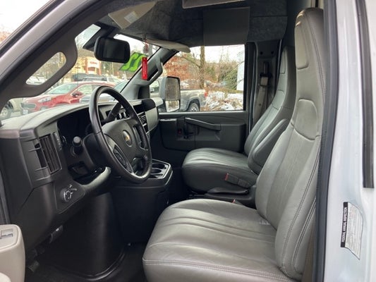 2022 Chevrolet Express Cutaway 4500 Series DRW 16' Box in Hooksett, NH - Merchants Auto